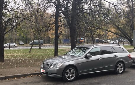 Mercedes-Benz E-Класс, 2011 год, 1 690 000 рублей, 31 фотография