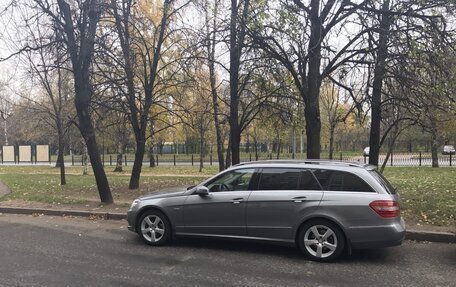 Mercedes-Benz E-Класс, 2011 год, 1 690 000 рублей, 32 фотография