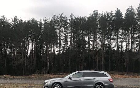 Mercedes-Benz E-Класс, 2011 год, 1 690 000 рублей, 30 фотография