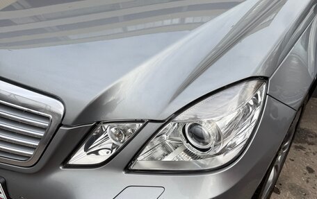 Mercedes-Benz E-Класс, 2011 год, 1 690 000 рублей, 29 фотография