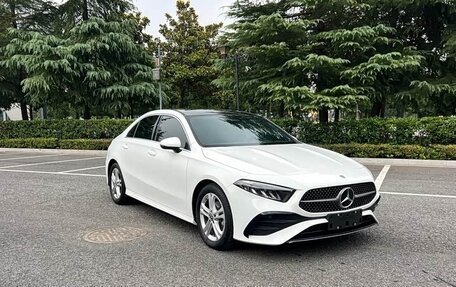 Mercedes-Benz A-Класс, 2022 год, 1 890 032 рублей, 3 фотография