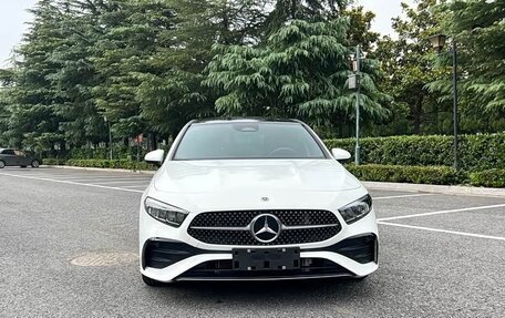 Mercedes-Benz A-Класс, 2022 год, 1 890 032 рублей, 2 фотография