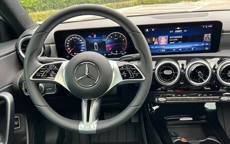 Mercedes-Benz A-Класс, 2022 год, 1 890 032 рублей, 16 фотография