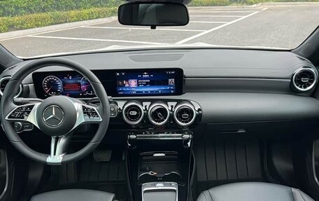 Mercedes-Benz A-Класс, 2022 год, 1 890 032 рублей, 12 фотография