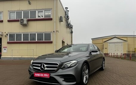 Mercedes-Benz E-Класс, 2017 год, 3 650 000 рублей, 1 фотография