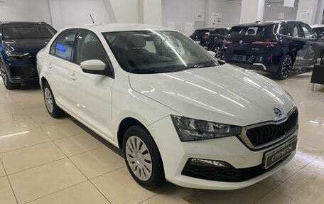 Skoda Rapid II, 2021 год, 1 859 000 рублей, 3 фотография