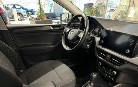 Skoda Rapid II, 2021 год, 1 859 000 рублей, 12 фотография