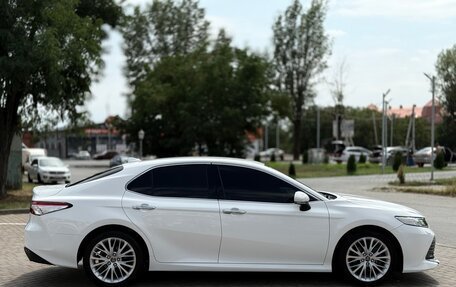 Toyota Camry, 2018 год, 3 000 000 рублей, 5 фотография