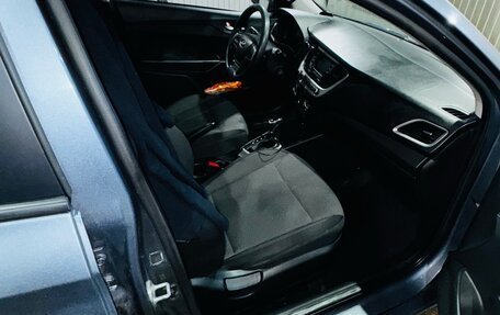 Hyundai Solaris II рестайлинг, 2017 год, 700 000 рублей, 2 фотография