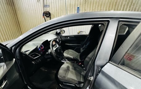 Hyundai Solaris II рестайлинг, 2017 год, 700 000 рублей, 10 фотография