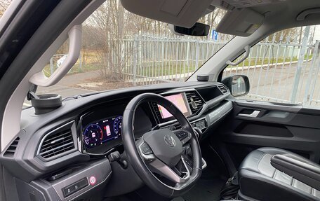 Volkswagen Multivan T6 рестайлинг, 2020 год, 7 100 000 рублей, 9 фотография