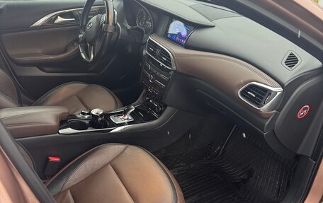 Infiniti Q30, 2016 год, 2 350 000 рублей, 4 фотография