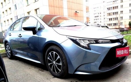Toyota Corolla, 2022 год, 1 850 000 рублей, 4 фотография
