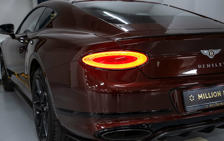 Bentley Continental GT III, 2019 год, 12 900 000 рублей, 11 фотография