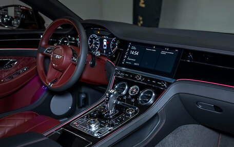 Bentley Continental GT III, 2019 год, 12 900 000 рублей, 26 фотография