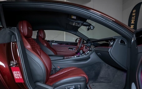 Bentley Continental GT III, 2019 год, 12 900 000 рублей, 25 фотография