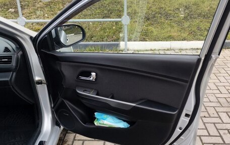 KIA Rio III рестайлинг, 2013 год, 860 000 рублей, 14 фотография