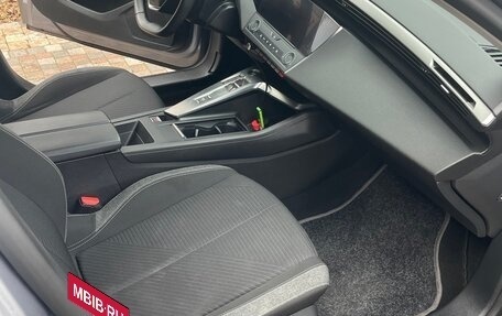 Peugeot 308, 2022 год, 1 590 000 рублей, 9 фотография