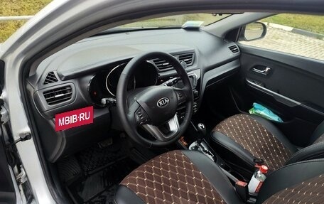 KIA Rio III рестайлинг, 2013 год, 860 000 рублей, 19 фотография