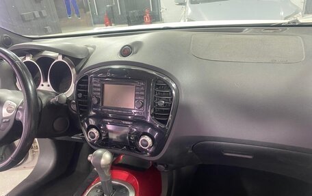 Nissan Juke II, 2011 год, 1 300 000 рублей, 16 фотография