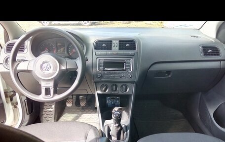 Volkswagen Polo VI (EU Market), 2015 год, 810 000 рублей, 7 фотография