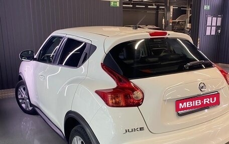 Nissan Juke II, 2011 год, 1 300 000 рублей, 9 фотография