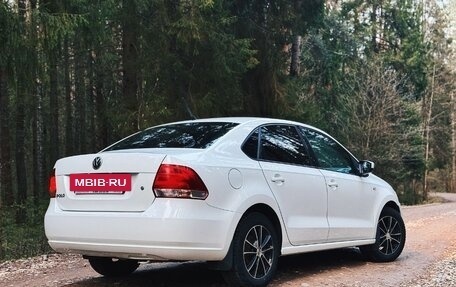 Volkswagen Polo VI (EU Market), 2015 год, 810 000 рублей, 2 фотография