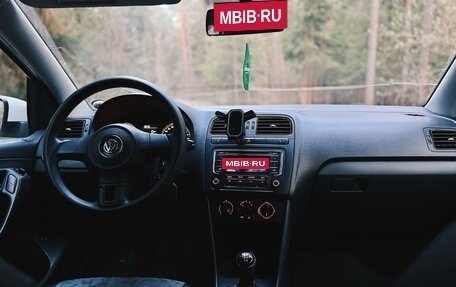 Volkswagen Polo VI (EU Market), 2015 год, 810 000 рублей, 3 фотография