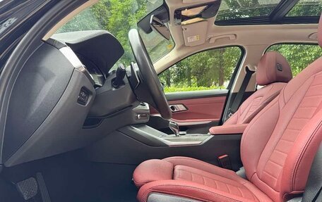 BMW 3 серия, 2022 год, 2 650 000 рублей, 9 фотография