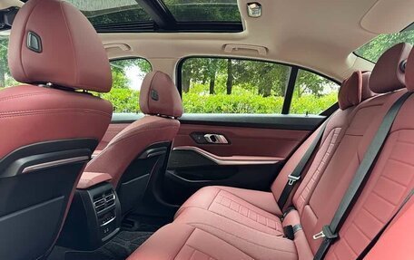 BMW 3 серия, 2022 год, 2 650 000 рублей, 12 фотография