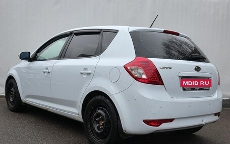 KIA cee'd I рестайлинг, 2011 год, 850 000 рублей, 7 фотография