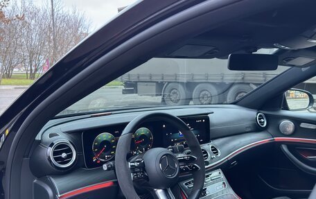Mercedes-Benz E-Класс, 2021 год, 3 170 000 рублей, 13 фотография