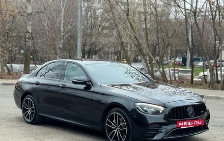 Mercedes-Benz E-Класс, 2021 год, 3 170 000 рублей, 3 фотография