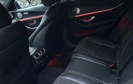 Mercedes-Benz E-Класс, 2021 год, 3 170 000 рублей, 20 фотография