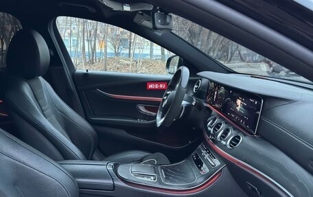 Mercedes-Benz E-Класс, 2021 год, 3 170 000 рублей, 28 фотография