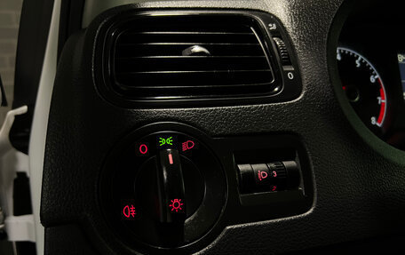 Volkswagen Polo VI (EU Market), 2015 год, 800 000 рублей, 15 фотография