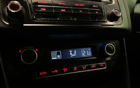 Volkswagen Polo VI (EU Market), 2015 год, 800 000 рублей, 11 фотография