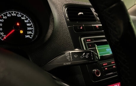 Volkswagen Polo VI (EU Market), 2015 год, 800 000 рублей, 17 фотография