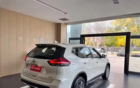 Nissan X-Trail, 2025 год, 2 450 000 рублей, 9 фотография