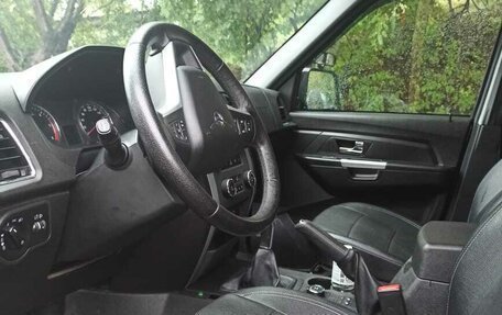 ЛуАЗ Patriot, 2017 год, 1 950 000 рублей, 9 фотография