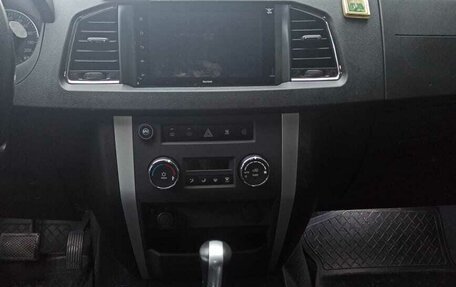 ЛуАЗ Patriot, 2017 год, 1 950 000 рублей, 17 фотография