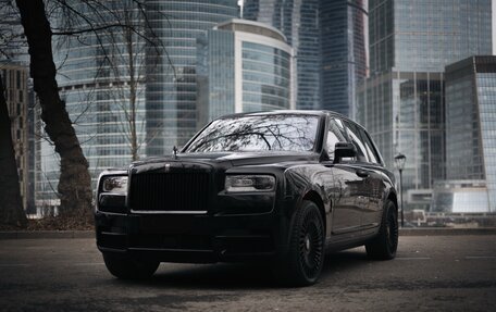 Rolls-Royce Cullinan, 2020 год, 32 700 000 рублей, 1 фотография