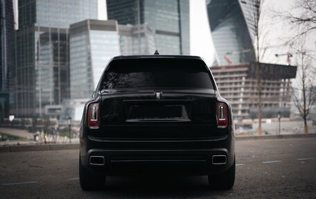 Rolls-Royce Cullinan, 2020 год, 32 700 000 рублей, 7 фотография