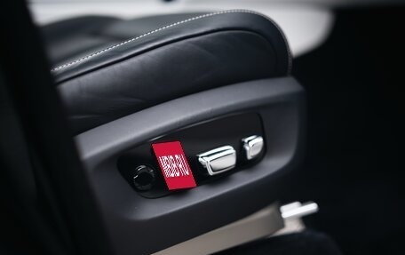 Rolls-Royce Cullinan, 2020 год, 32 700 000 рублей, 10 фотография