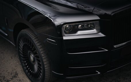 Rolls-Royce Cullinan, 2020 год, 32 700 000 рублей, 34 фотография