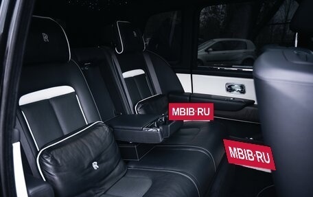 Rolls-Royce Cullinan, 2020 год, 32 700 000 рублей, 18 фотография