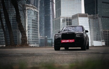 Rolls-Royce Cullinan, 2020 год, 32 700 000 рублей, 31 фотография