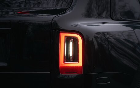 Rolls-Royce Cullinan, 2020 год, 32 700 000 рублей, 39 фотография