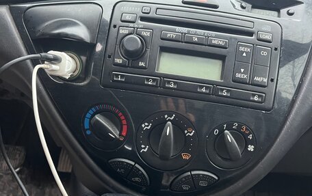 Ford Focus IV, 2001 год, 220 000 рублей, 6 фотография