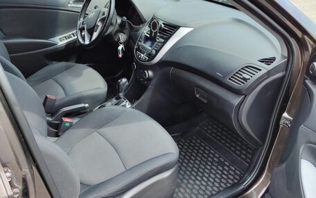 Hyundai Solaris II рестайлинг, 2014 год, 1 150 000 рублей, 8 фотография